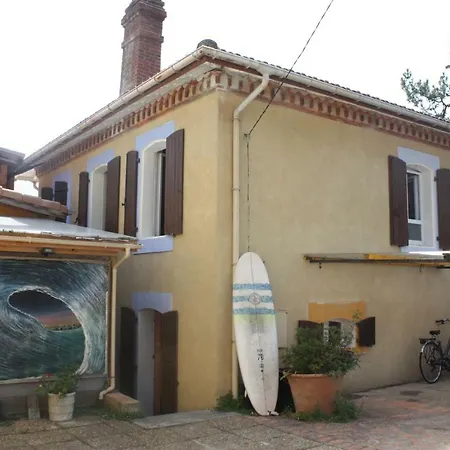 אכסניה Le Surf Spot